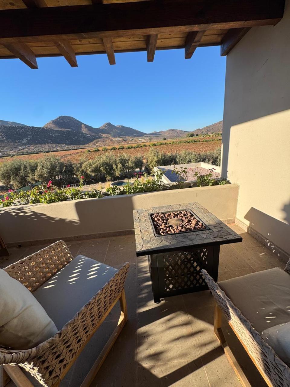 Hotel Flores De Sal-Valle De Guadalupe Bagian luar foto
